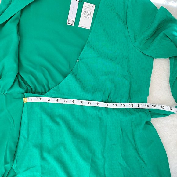 Sanctuary Green Wrap Casual Dress, Long Sleeve, V-neck, Ties at waist, Lined - Picture 4 of 8